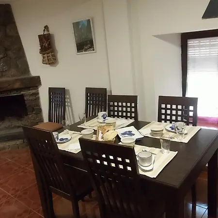 Robles Lodge